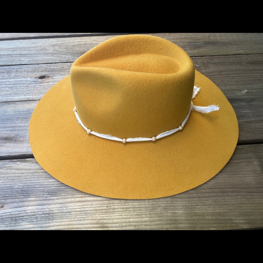 Wyeth Sonny Hat Mustard adjustable New Never Worn